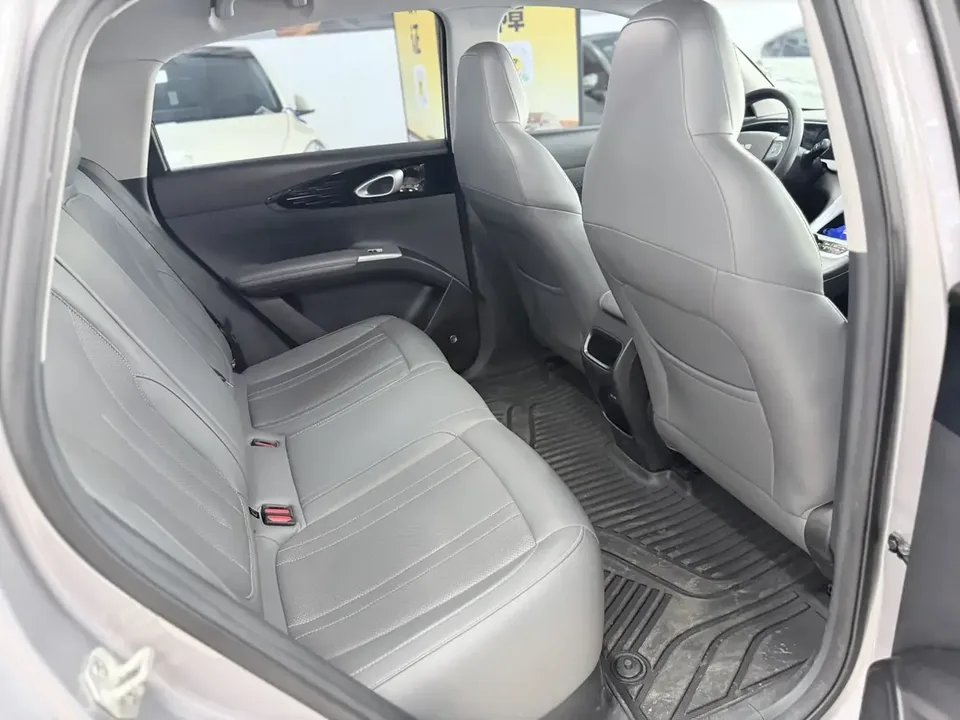Geely Star Wish Star Wish 2025 UP 410km Explorer Edition 2025 — миниатюра 4