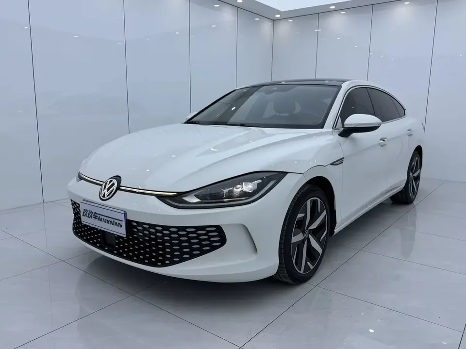Volkswagen Lamando Lingdu 2022 Lingdu L 280TSI DSG Cool Edition 2022 — photo 1, buy with delivery to Moscow