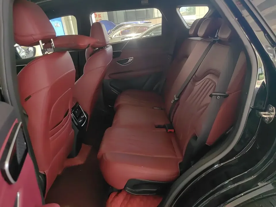 Jetour Jietu X70 PLUS Jietu X70 PLUS 2025 1.5T 6DCT Elite 5-seater 2025 — thumbnail 3