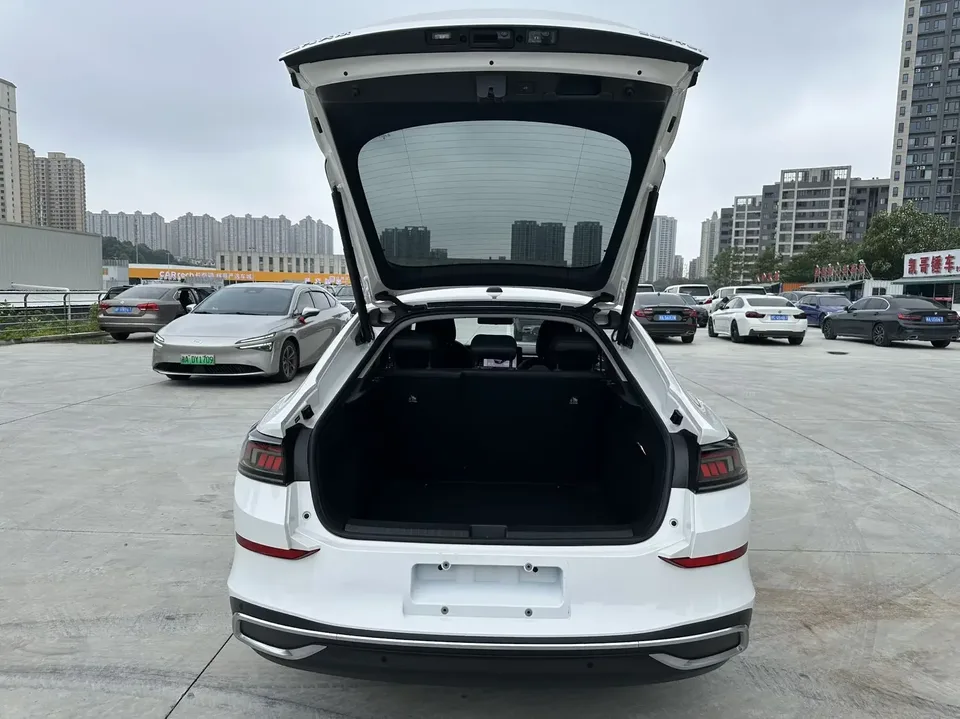Volkswagen Lamando Lingdu 2023 Lingdu L 280TSI DSG Cool Edition 2023 — thumbnail 3