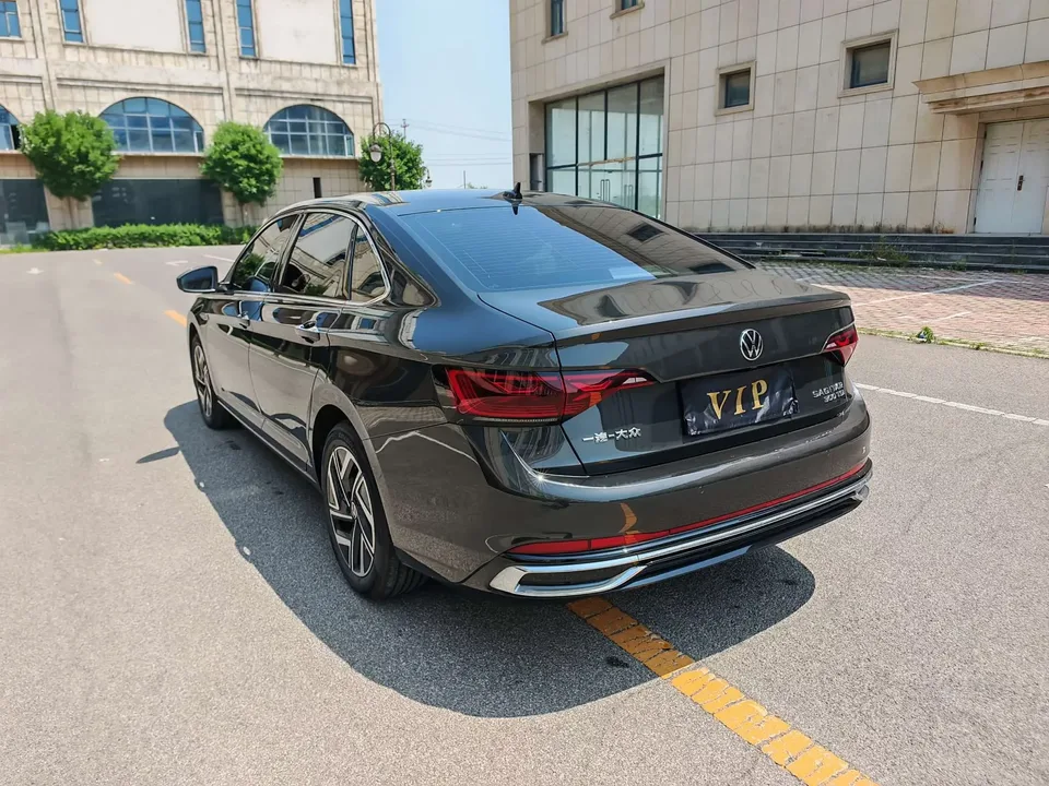 Volkswagen Sagitar Sagitar 2024 300TSI DSG Beyond Edition 2024 — thumbnail 2