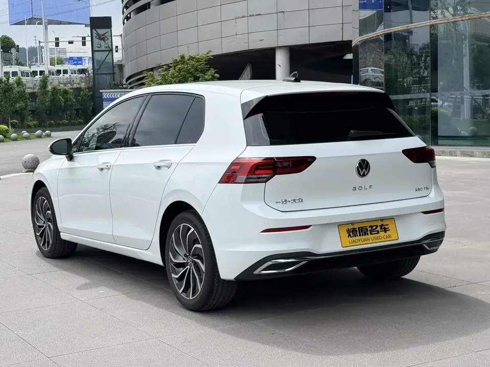 Volkswagen Golf golf 2023 280TSI DSG Pro 2024 — thumbnail 2