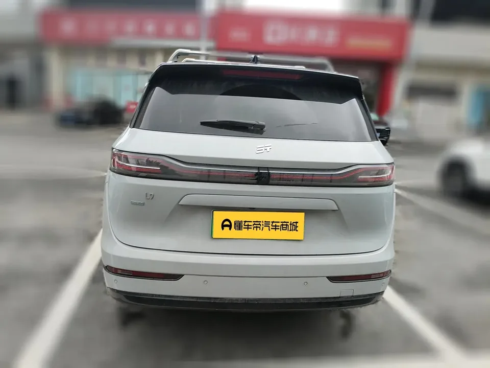 Jietu Shanhai L9 Jietu Shanhai L9 2025 1.5TD DHT 6-seat flagship version 2025 — thumbnail 2