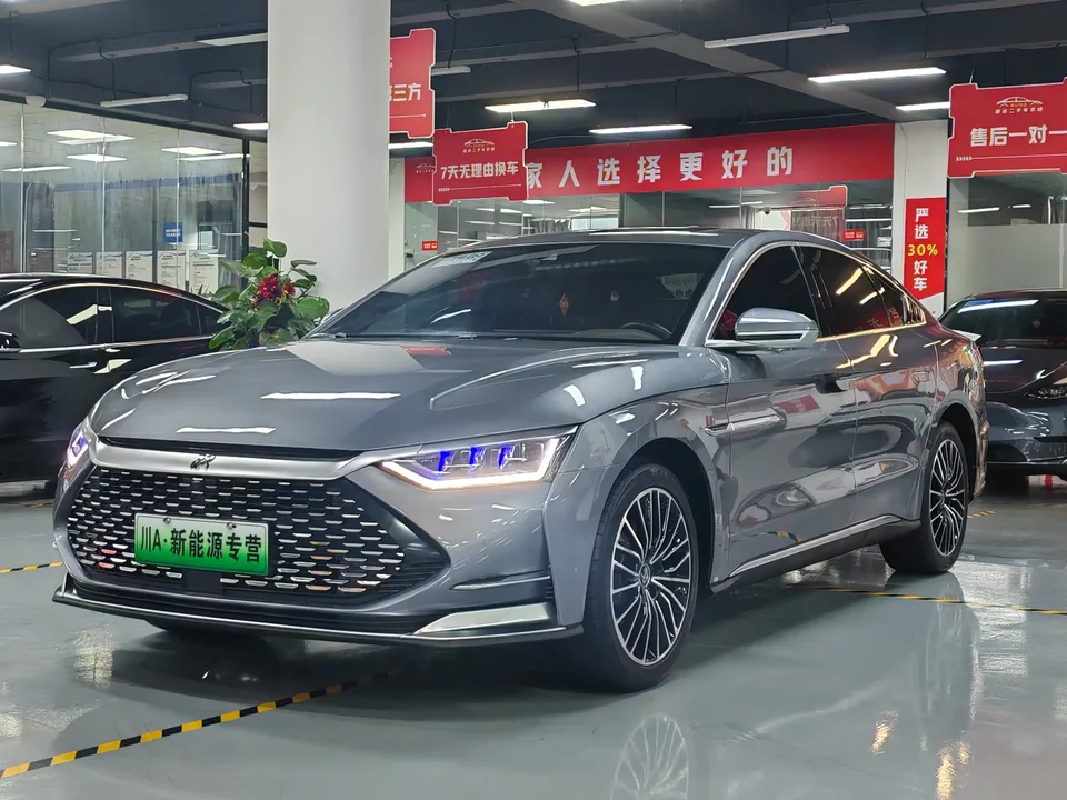BYD Han DM Chinese DM 2022 DM-i 121KM Premium 2022 — photo 1, buy with delivery to Moscow
