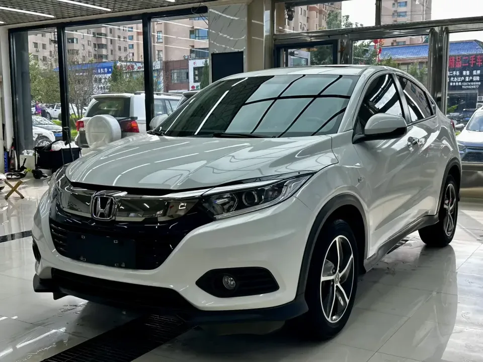 Honda VEZEL Binzhi 2022 1.5L CVT Phantom Night Pioneer Edition 2022 — photo 1, buy with delivery to Moscow