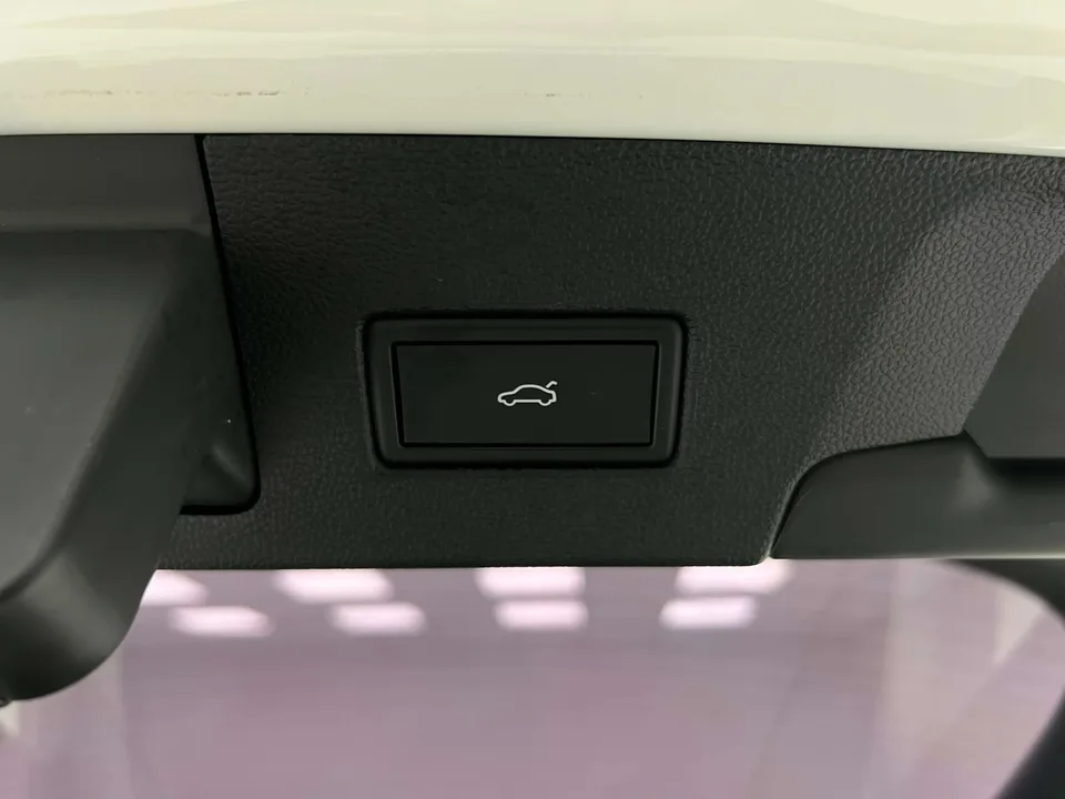 Volkswagen Lamando Lingdu 2023 Lingdu L 280TSI DSG Cool Edition 2023 — thumbnail 4