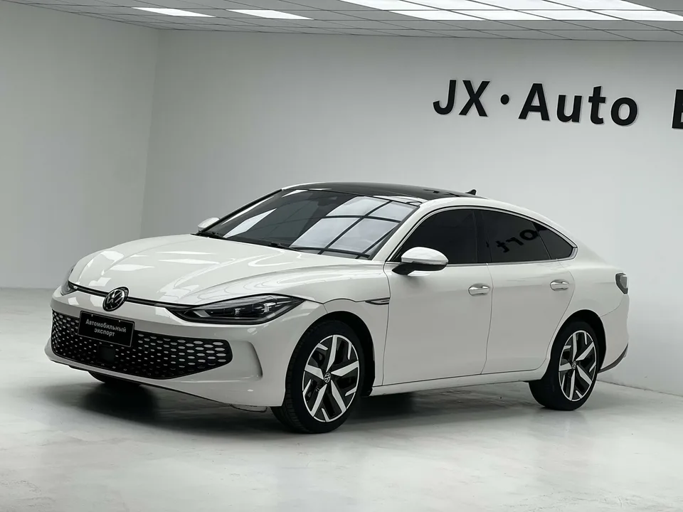 Volkswagen Lamando Lingdu 2023 Lingdu L 280TSI DSG Cool Edition 2023 — photo 1, buy with delivery to Moscow