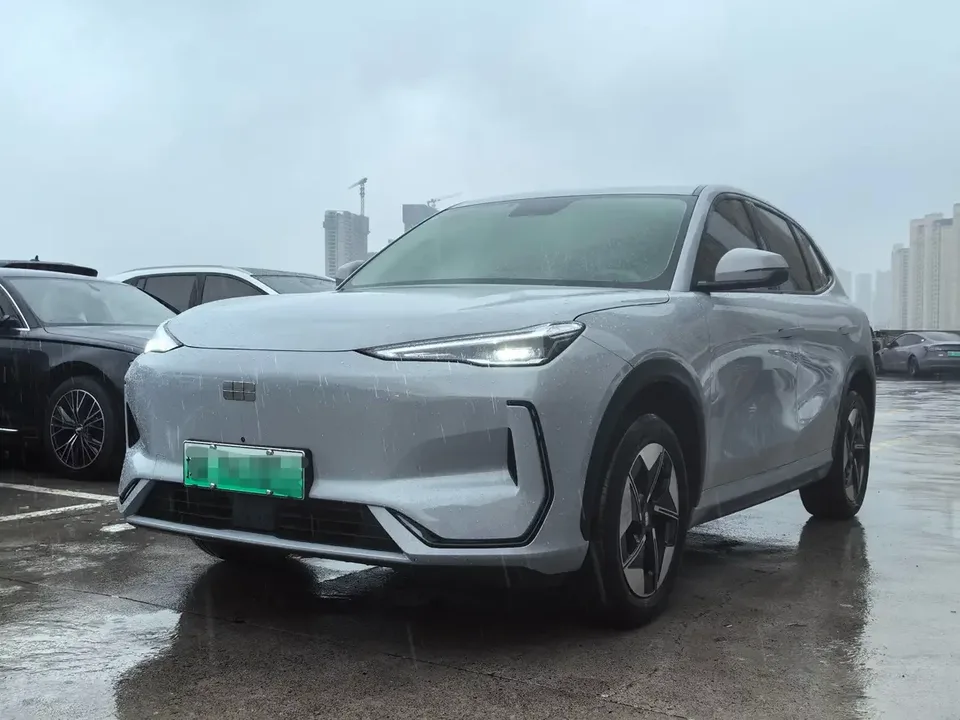 Geely Galaxy E5 Galaxy E5 2024 440km Departure Edition 2025 — фото 1, купить с доставкой в Москву