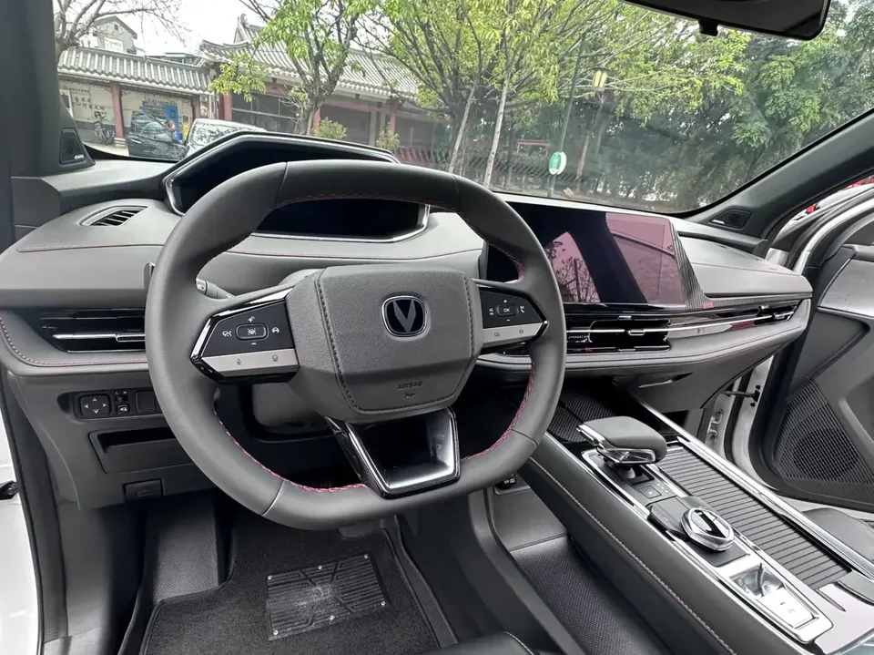 Changan CS55 Plus Changan CS55 PLUS 2024 The third generation 1.5T DCT premium model 2023 — thumbnail 4