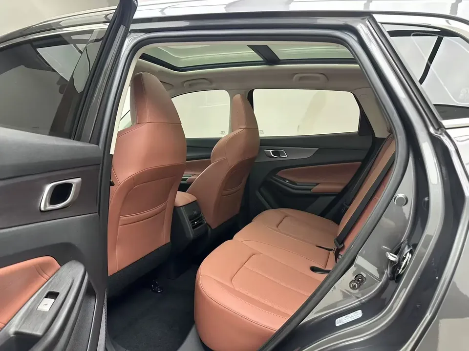 Changan CS55 Plus Changan CS55 PLUS 2024 The third generation 1.5T DCT premium model 2023 — thumbnail 4