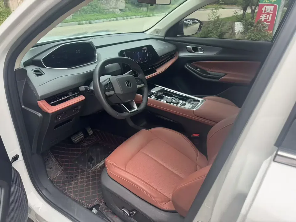 Changan CS55 Plus Changan CS55 PLUS 2024 The third generation 1.5T DCT premium model 2024 — thumbnail 3