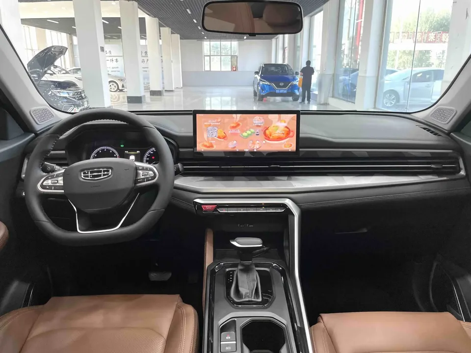 Geely Vision X6 Vision X6 2021 PRO 1.4T Automatic Premium 2023 — thumbnail 4