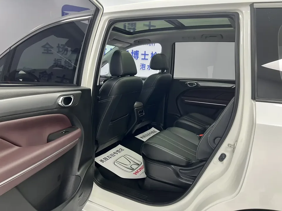 GAC Trumpchi M6 Trumpchi M6 2021 Pro 270T Automatic Premium Edition 2022 — thumbnail 5