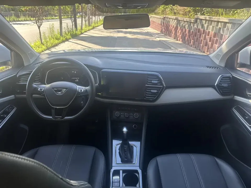 Jetta VS5 Jetta VS5 2023 280TSI Automatic Progressive Edition 2022 — thumbnail 3