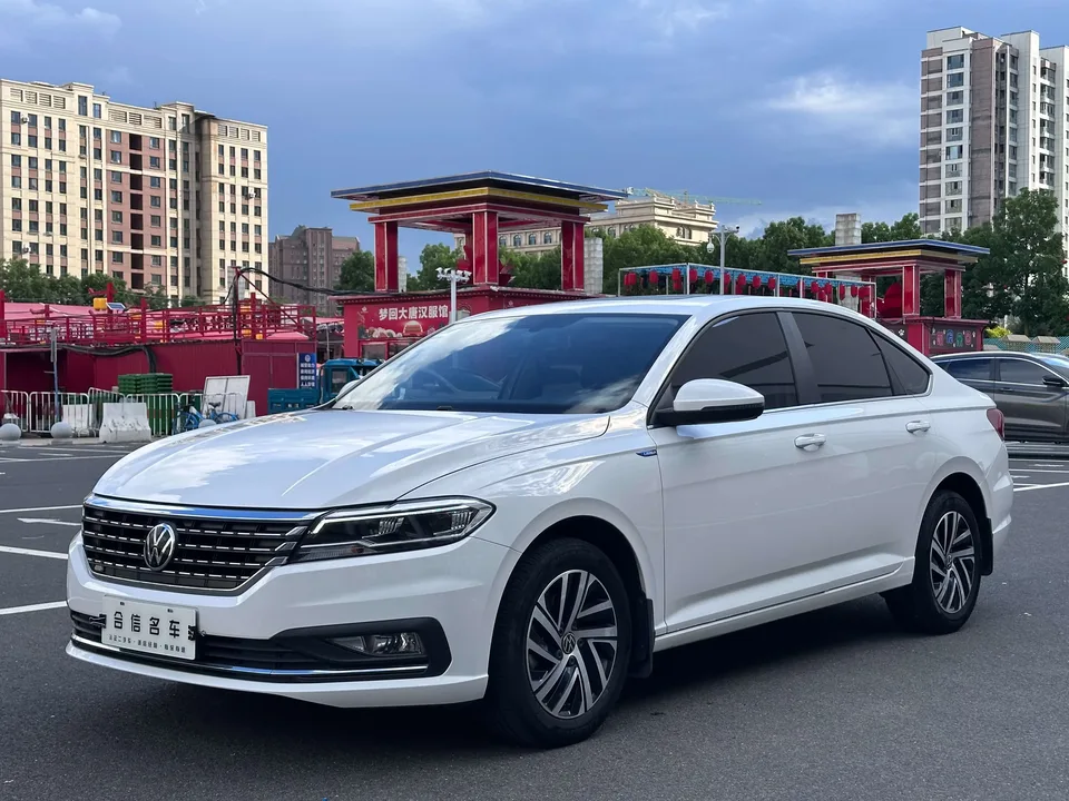 Volkswagen Lavida Lavida 2022 280TSI DSG Comfort Edition 2022 — photo 1, buy with delivery to Moscow