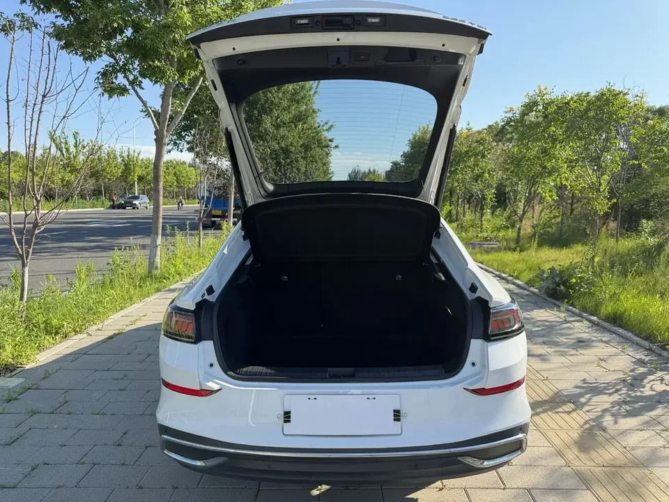 Volkswagen Lamando Lingdu 2023 Lingdu L 280TSI DSG Cool Edition 2023 — thumbnail 3