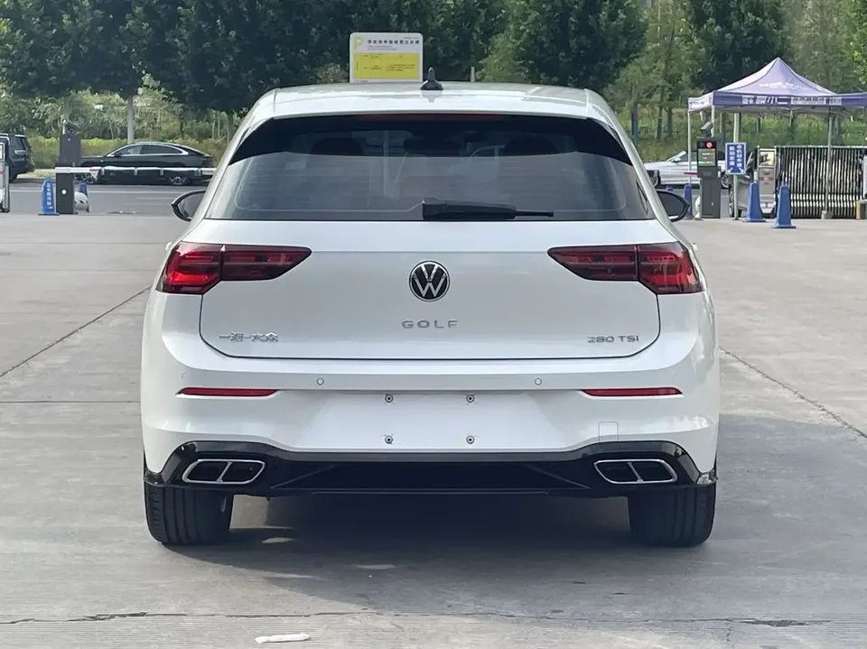 Volkswagen Golf golf 2021 280TSI DSG R-Line 2022 — thumbnail 4