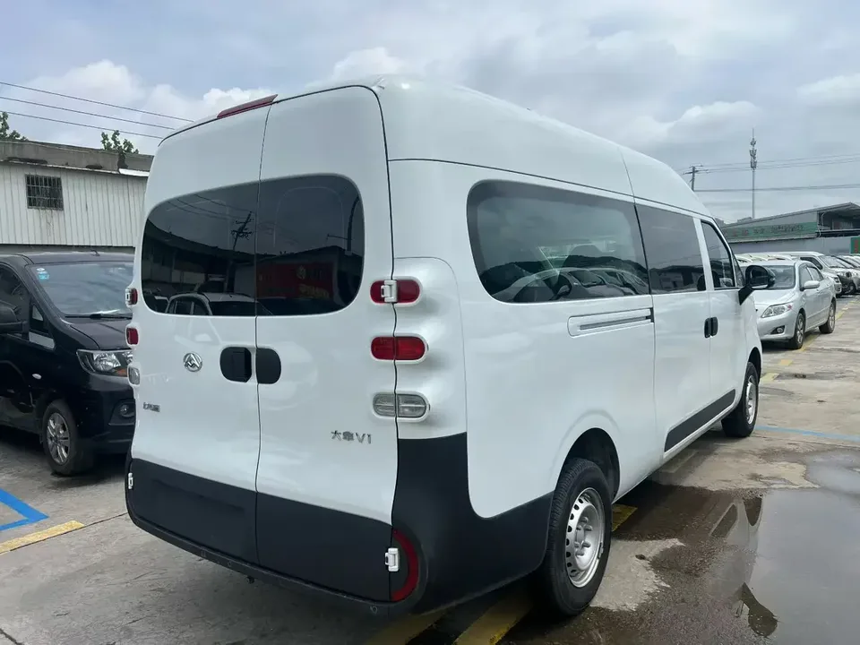 Datong Dana V1 Dana V1 2025 V1+ long wheelbase high roof multi-function version 62kWh 2025 — thumbnail 2