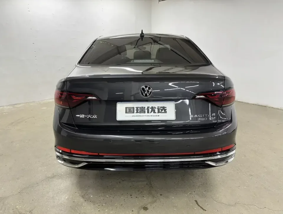 Volkswagen Sagitar Sagitar 2023 280TSI DSG Beyond Edition Plus 2022 — thumbnail 2