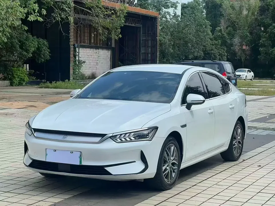 BYD Qin PLUS EV Qin PLUS EV 2023 Champion Edition 510KM Leading Type 2023 — photo 1, buy with delivery to Moscow