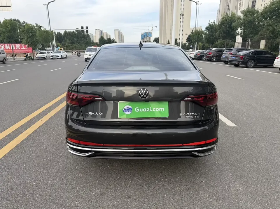 Volkswagen Sagitar Sagitar 2024 300TSI DSG Beyond Edition 2024 — thumbnail 2