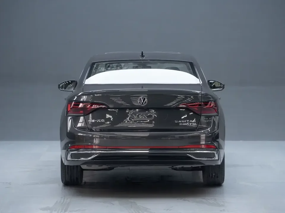 Volkswagen Sagitar Sagitar 2023 280TSI DSG Beyond Edition Plus 2022 — thumbnail 2