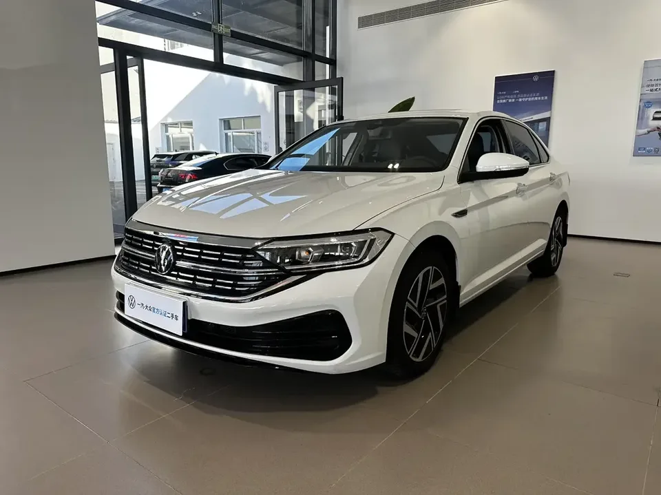 Volkswagen Sagitar Sagitar 2024 300TSI DSG Flying Edition 2024 — photo 1, buy with delivery to Moscow