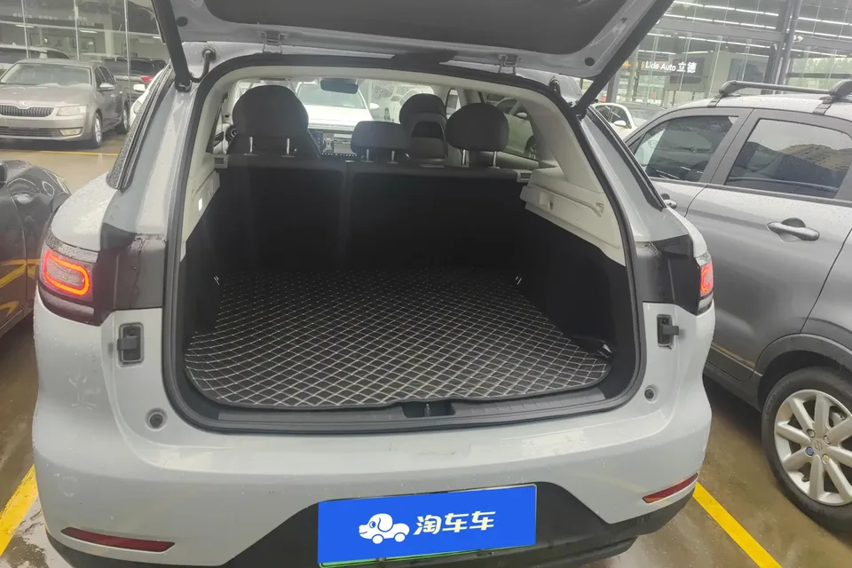 Leapmotor Zero running C11 Zero running C11 2023 Extended Range 200 Comfort Edition 2024 — thumbnail 5