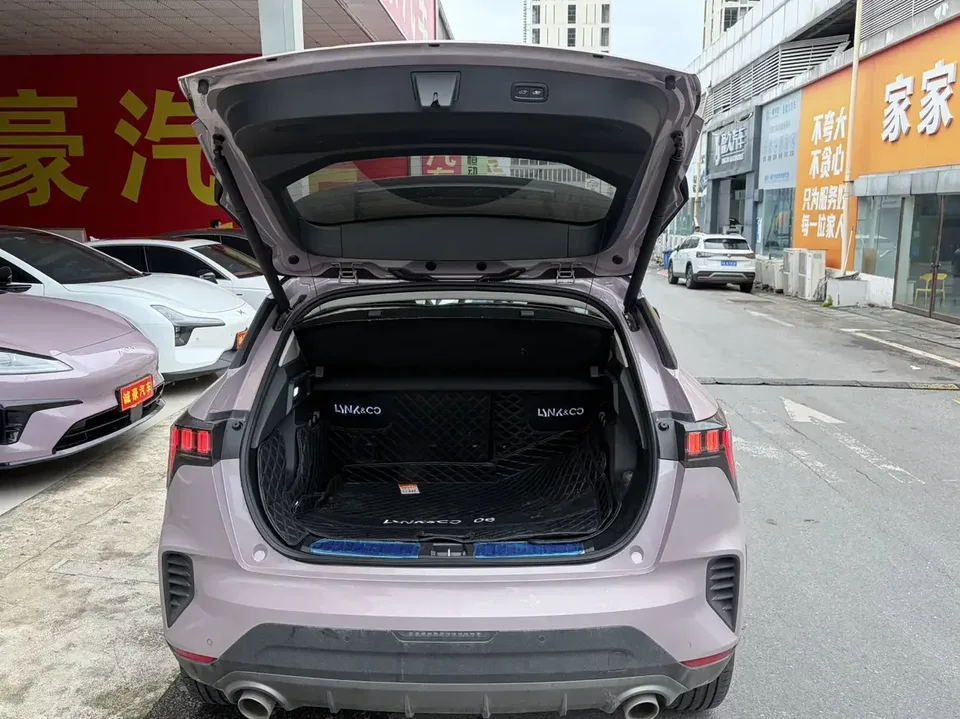Lynk & Co 06 Lynk & Co 06 2023 Remix 1.5T Hero 2024 — thumbnail 3