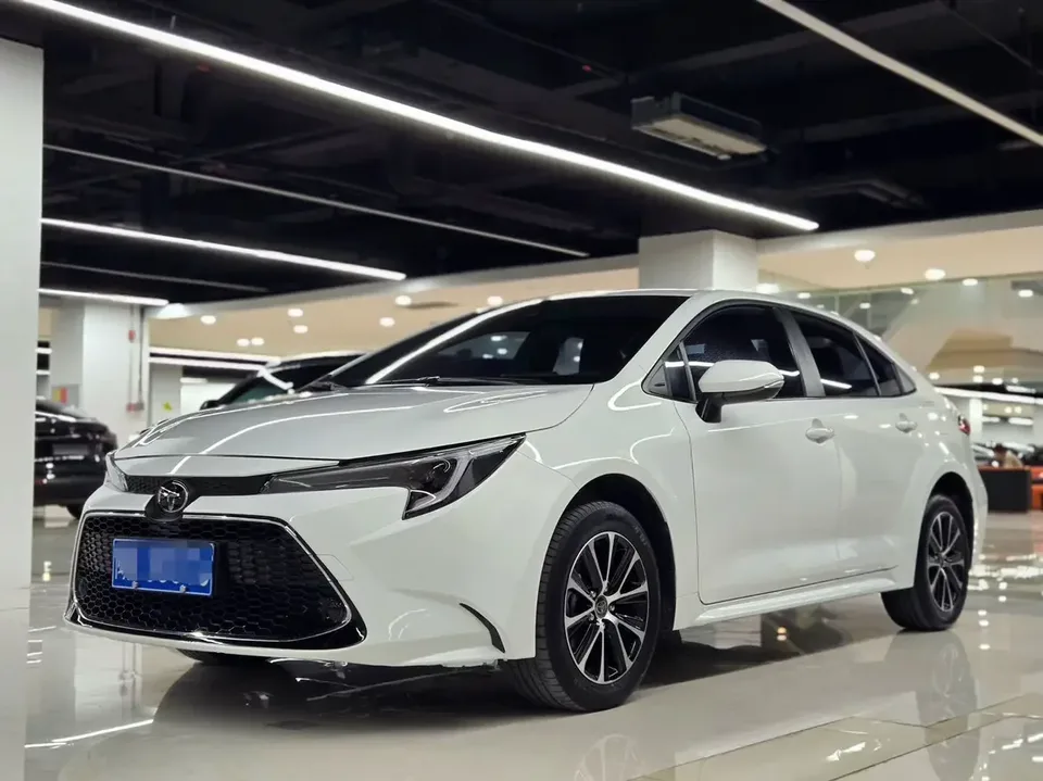 Toyota Levin Lei Ling 2023 185T Deluxe 2023 — photo 1, buy with delivery to Moscow