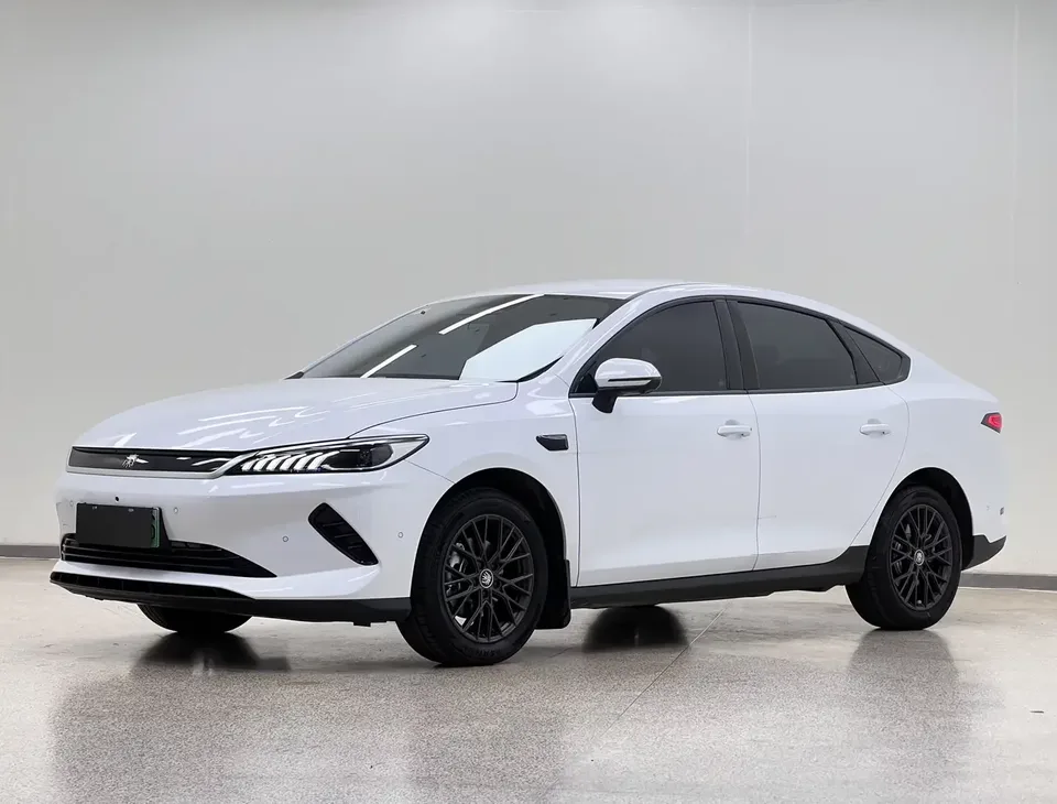 BYD Qin PLUS EV Qin PLUS EV 2025 Intelligent Driving Edition 420KM Leading Type 2025 — photo 1, buy with delivery to Moscow