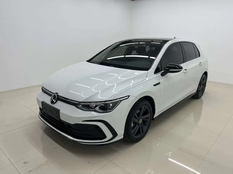 Volkswagen Golf golf 2021 280TSI DSG R-Line 2022 — photo 1, buy with delivery to Moscow