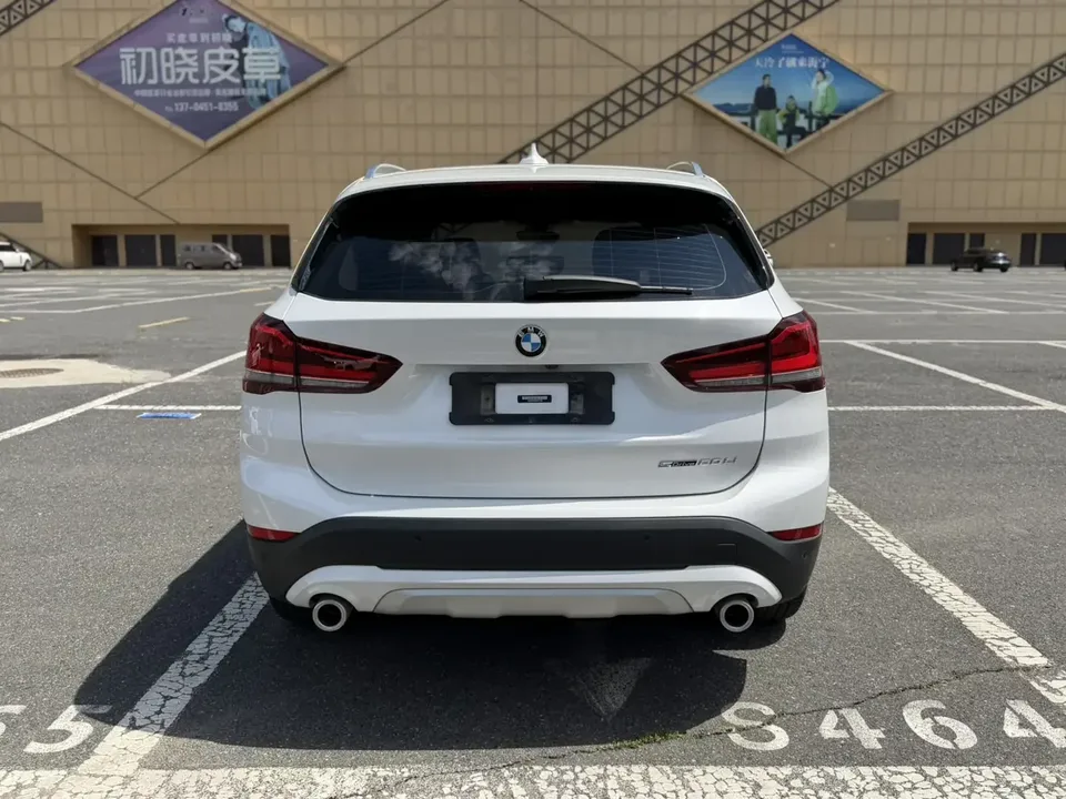 BMW X1 BMW X1 2022 sDrive20Li Fashion 2022 — thumbnail 2
