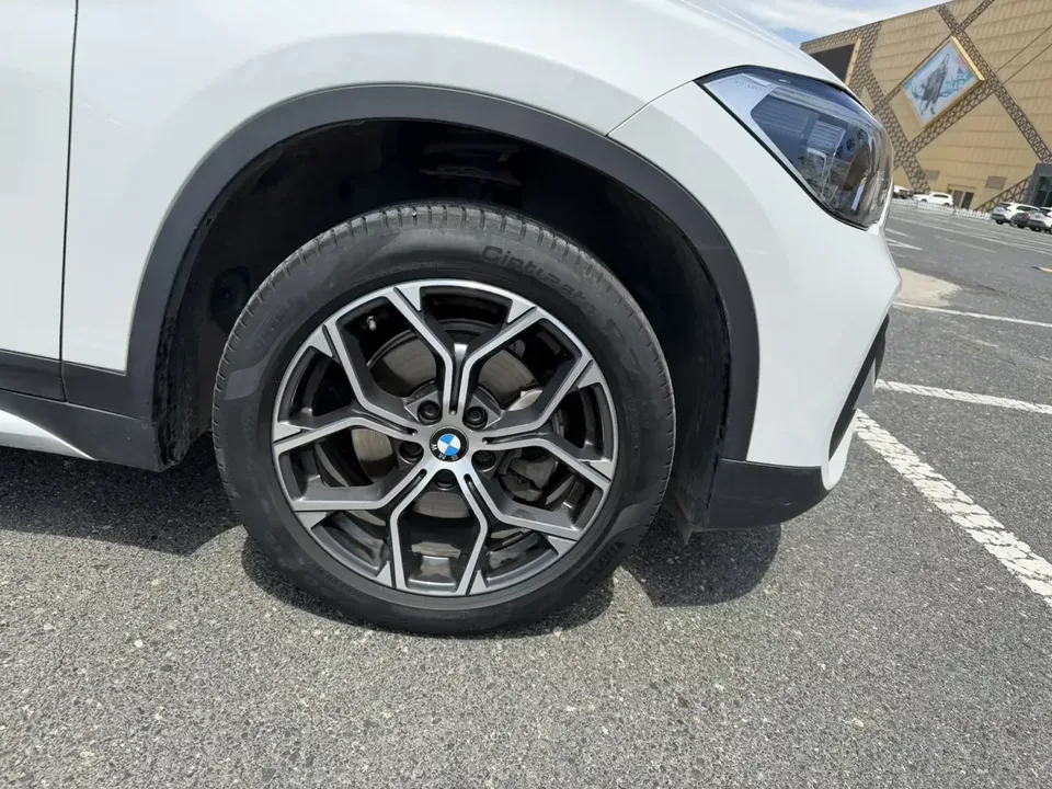 BMW X1 BMW X1 2022 sDrive20Li Fashion 2022 — thumbnail 3