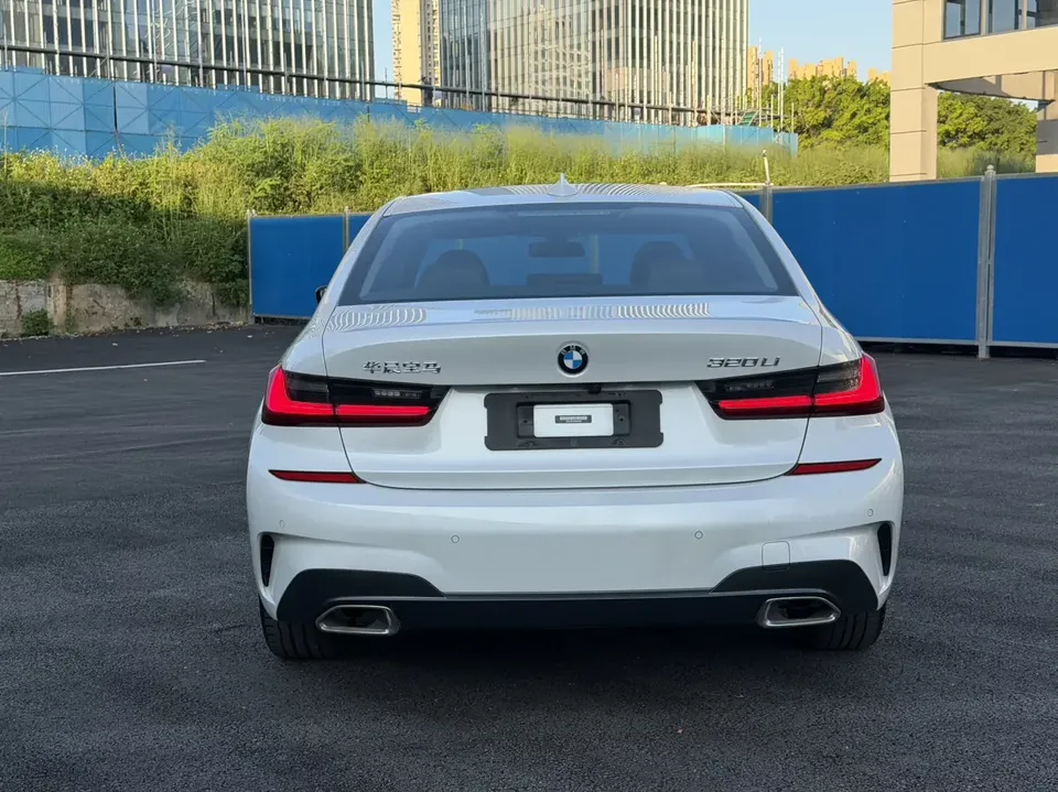 BMW 3 Series BMW 3 Series 2022 320Li M Sport Package 2022 — thumbnail 2