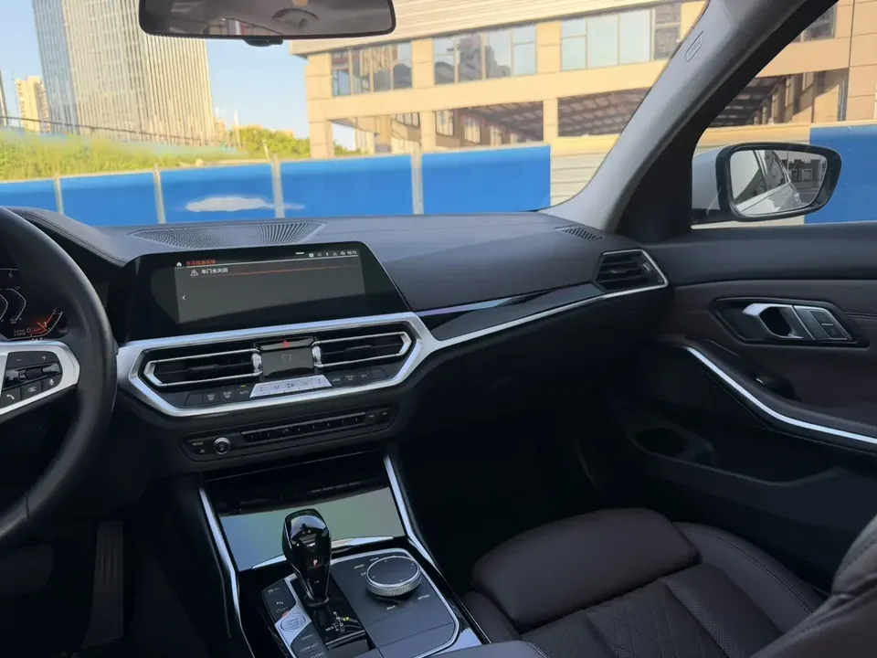 BMW 3 Series BMW 3 Series 2022 320Li M Sport Package 2022 — thumbnail 3