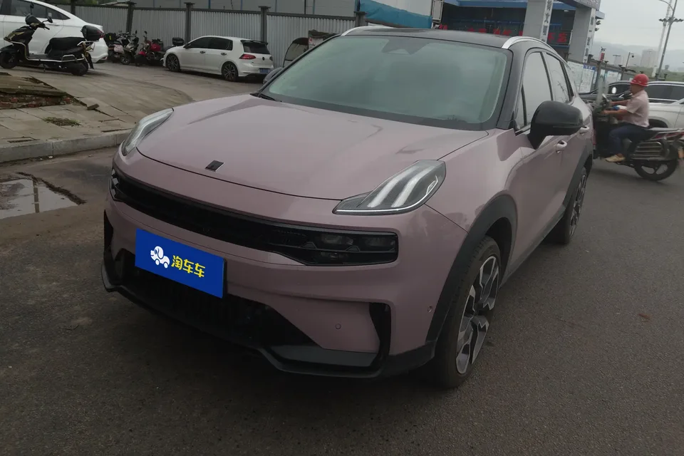 Lynk & Co 06 Lynk & Co 06 2023 Remix 1.5T Shero 2023 — photo 1, buy with delivery to Moscow