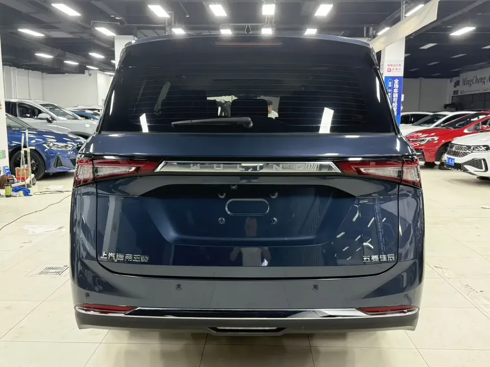 Wuling Jiachen Wuling Jiachen 2022 1.5T CVT Premium Flagship Model 2023 — thumbnail 2