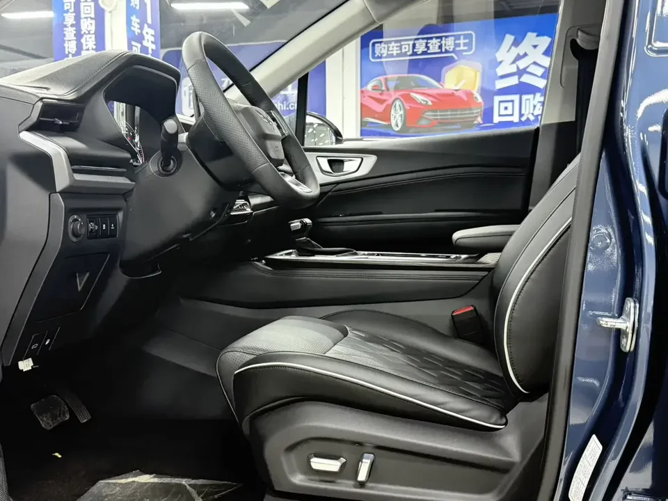 Wuling Jiachen Wuling Jiachen 2022 1.5T CVT Premium Flagship Model 2023 — thumbnail 5