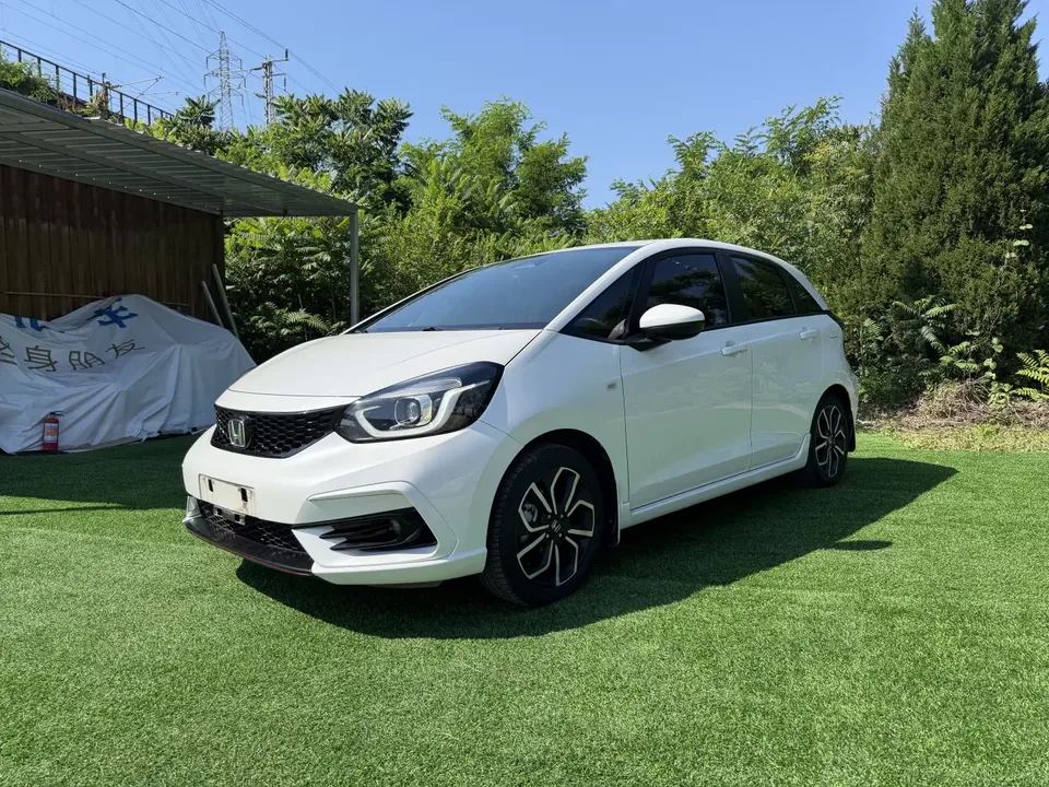 Honda LIFE HONDA LIFE 2023 1.5L CVT SPO-SS Smart Edition 2023 — photo 1, buy with delivery to Moscow