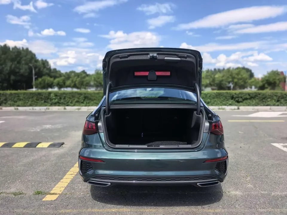 Audi A3 Audi A3 2023 A3L Limousine 35 TFSI Stylish Sports 2023 — миниатюра 4