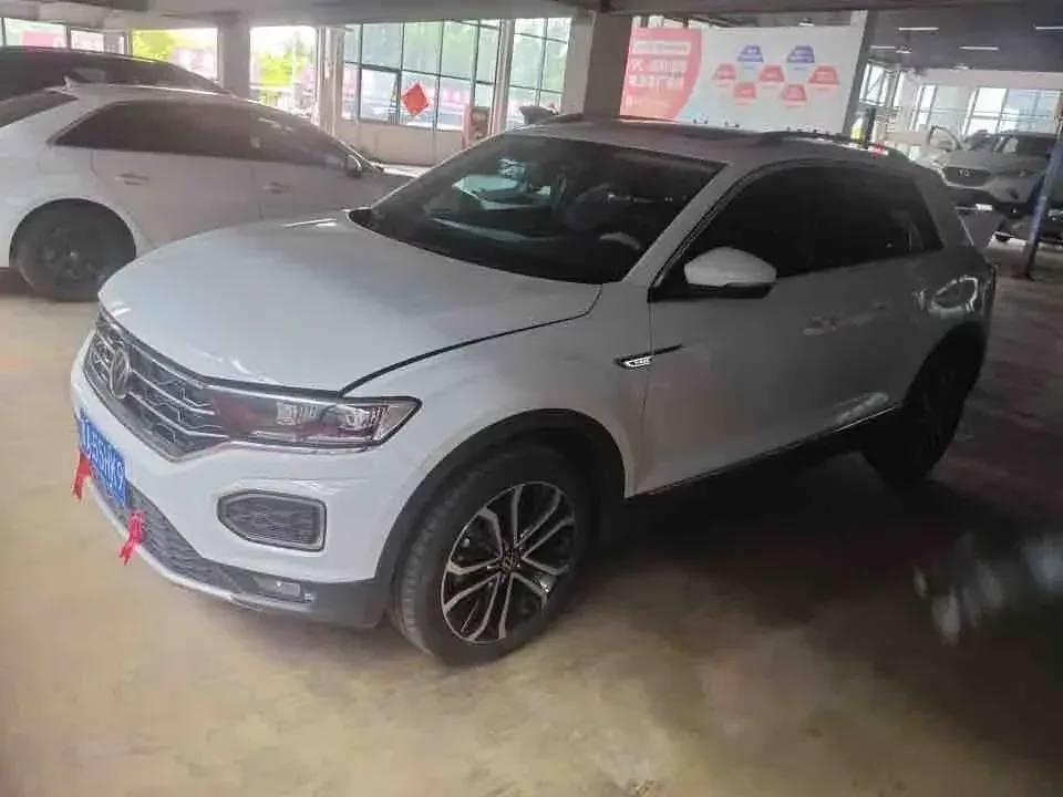 Volkswagen T-Roc TANG 2022 280TSI DSG 2WD Comfort PLUS 2023 — photo 1, buy with delivery to Moscow