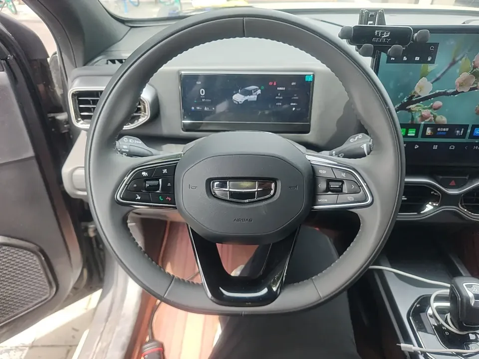 Geely Cowboy cowboy 2025 1.5TD Fun Wild Edition 2025 — миниатюра 3