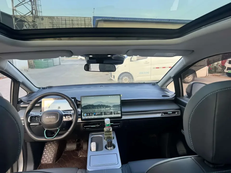 AION Y AION Y 2023 Plus 510 Smart Driving Edition 2024 — thumbnail 3
