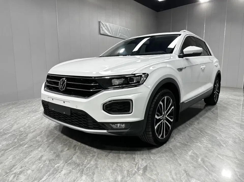 Volkswagen T-Roc TANG 2022 280TSI DSG 2WD Comfort PLUS 2022 — photo 1, buy with delivery to Moscow