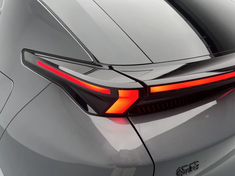 Lynk & Co Z20 Lynk & Co Z20 2025 530km rear-wheel drive Max 2025 — thumbnail 4