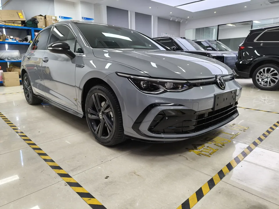 Volkswagen Golf golf 2023 280TSI DSG R-Line Lite 2024 — photo 1, buy with delivery to Moscow