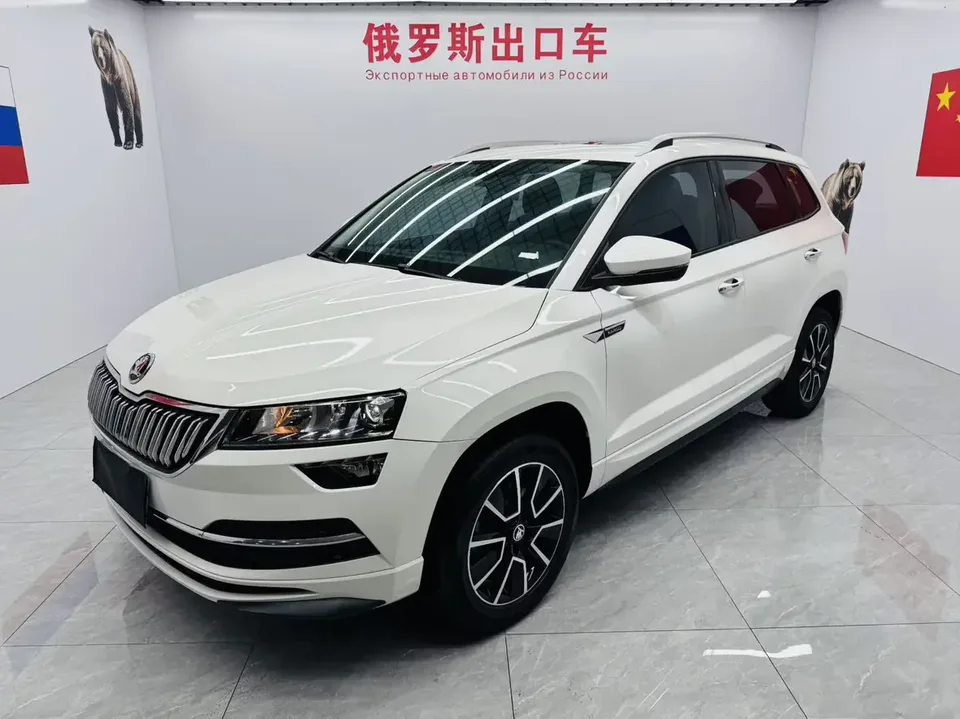 Skoda Karoq Korok 2023 TSI280 Premium Edition 2022 — photo 1, buy with delivery to Moscow