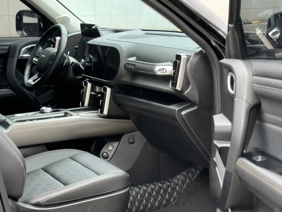 Haval Dargo Harvard dog 2024 1.5T 2WD Labrador Edition 2024 — thumbnail 4