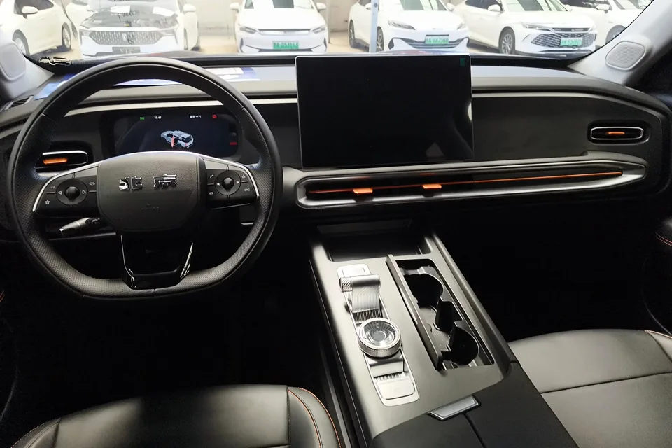 BAIC Beijing Off-road BJ30 Beijing Off-road BJ30 2026 Traveler 1.5T DCT Standard Edition 2026 — thumbnail 4